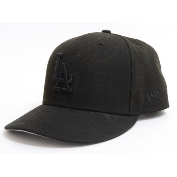 Los Angeles Dodgers New Era Black on Black 9FIFTY Team Snapback Adjustable Hat - Picture 3 of 5